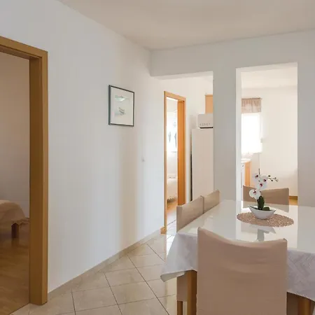 Apartment Vukovarska Iii Makarska