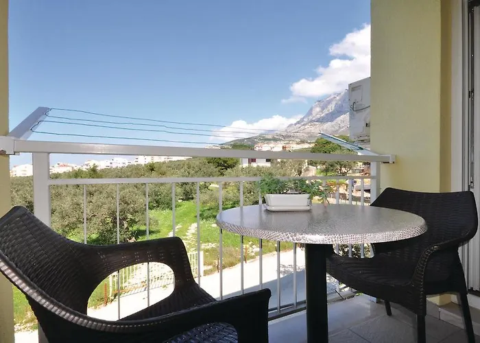 Vukovarska Iii * Makarská