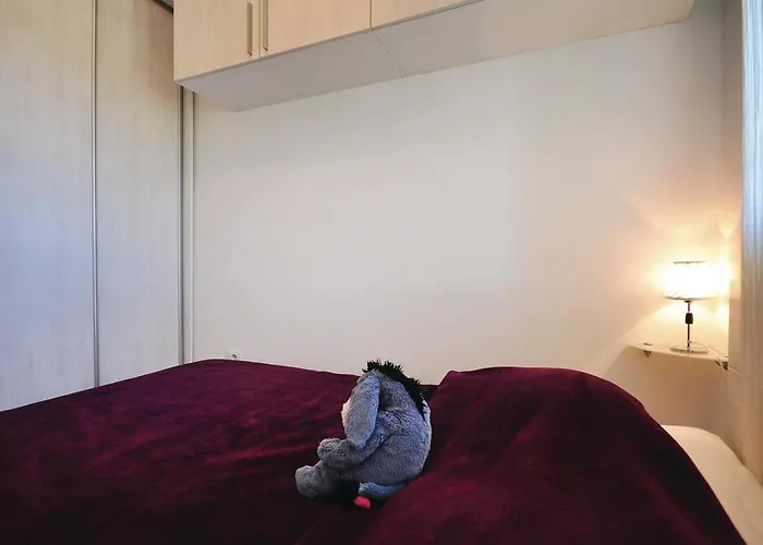 Vukovarska Iii * Makarská